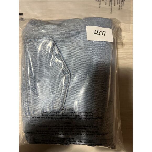 American Eagle Jeans Womens 4S Blue Highest Rise 90s Boyfriend Ripped Light Wash - Picture 4 of 4